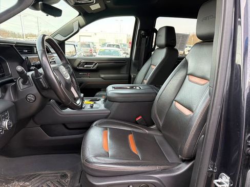 Used 2022 GMC Sierra 1500 AT4 w/ AT4 Premium Package image 11