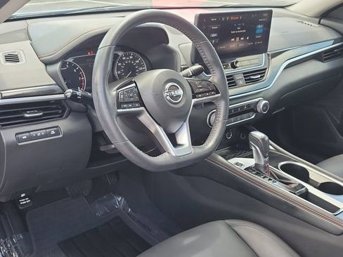 Used 2023 Nissan Altima 2.5 SR w/ SR Premium Package FWD image 22