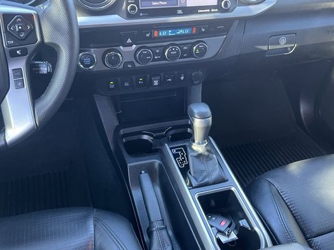 Used 2023 Toyota Tacoma Limited image 16