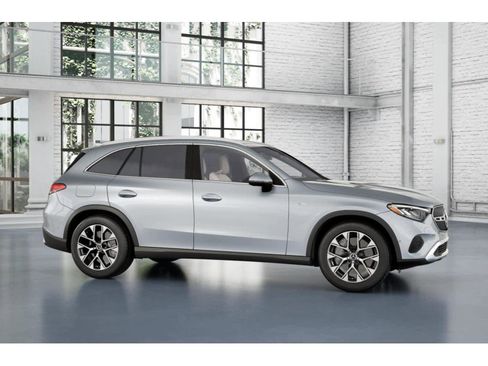 New 2025 Mercedes-Benz GLC 350e 4MATIC image 13