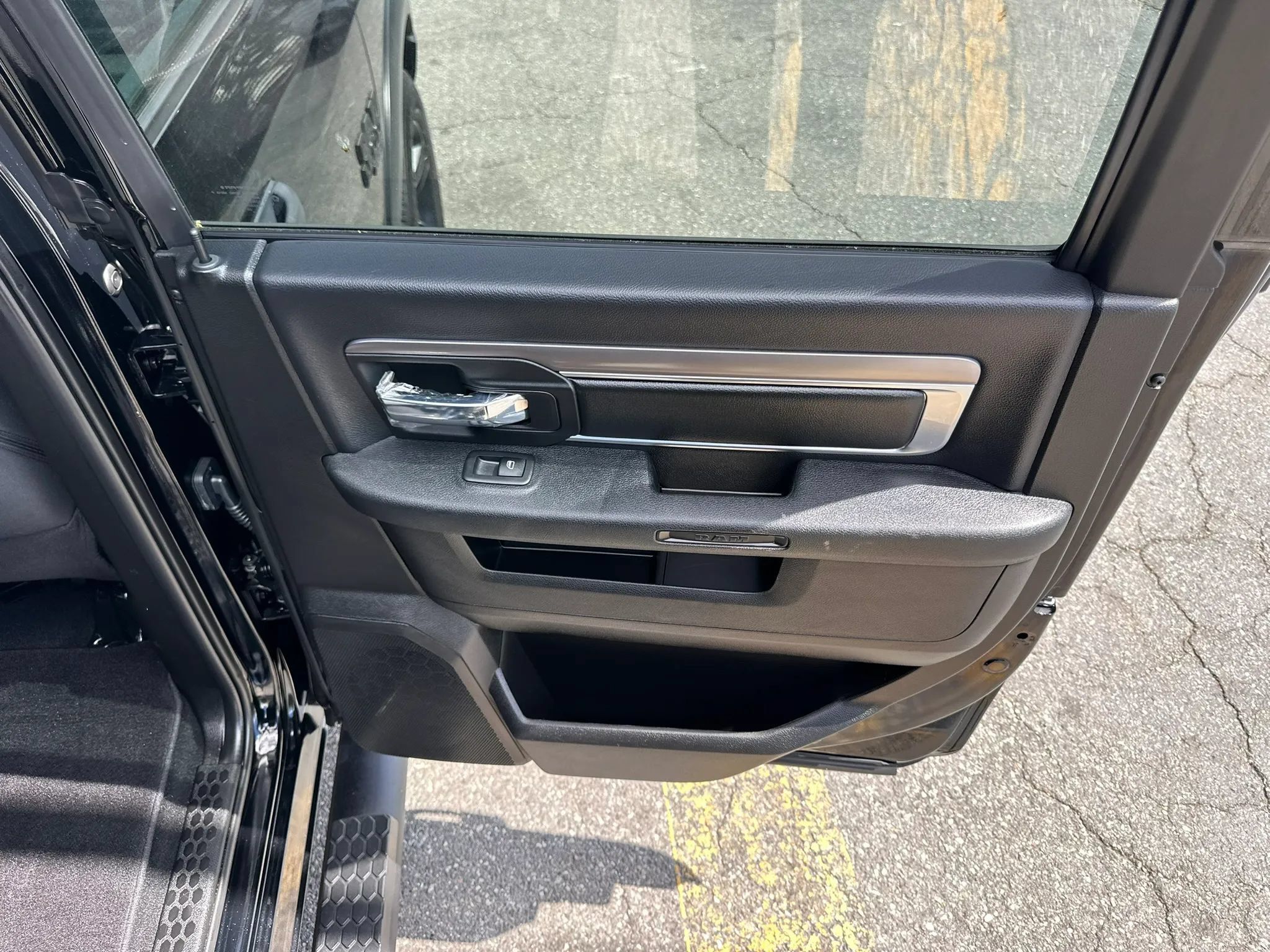 Used 2022 RAM 1500 Warlock w/ Electronics Group AWD/4WD image 35