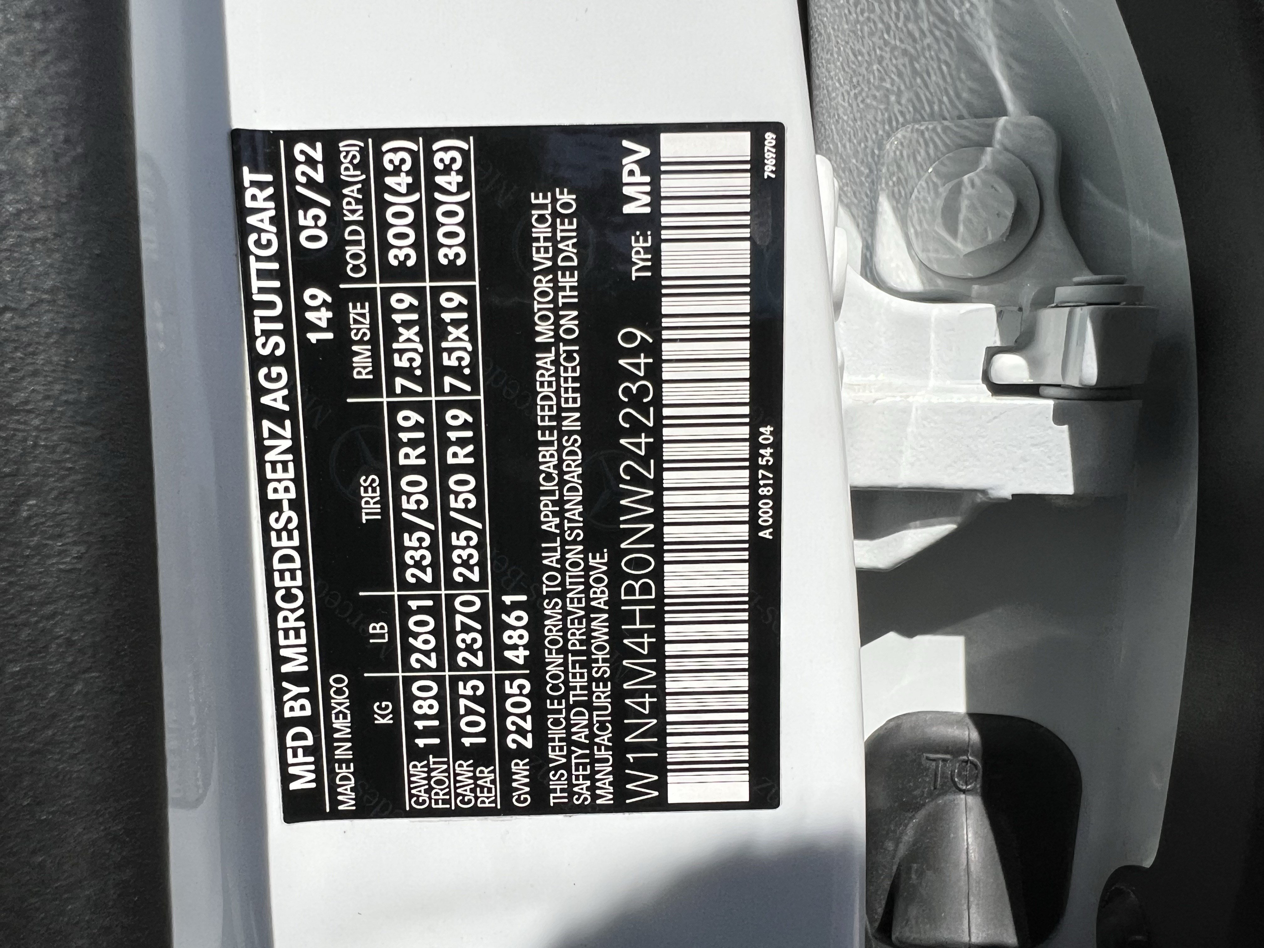 Certified 2022 Mercedes-Benz GLB 250 4MATIC image 37