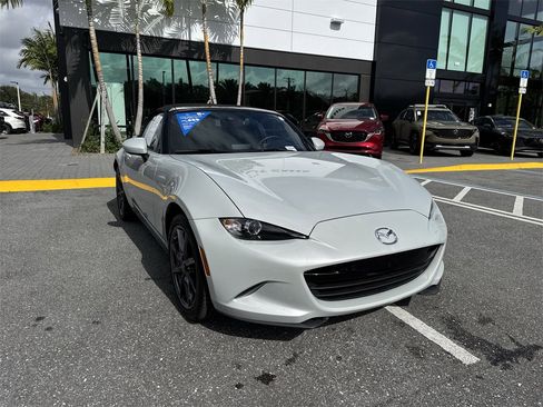 Used 2019 MAZDA MX-5 Miata Grand Touring image 8