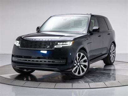 New 2025 Land Rover Range Rover SE