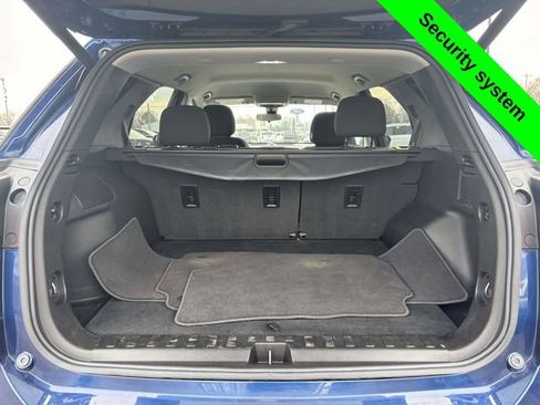 Used 2022 Chevrolet Equinox LT image 36