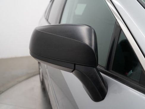 Used 2022 Toyota RAV4 LE image 65