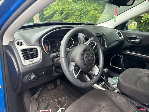Used 2020 Jeep Compass Sport AWD/4WD image 11