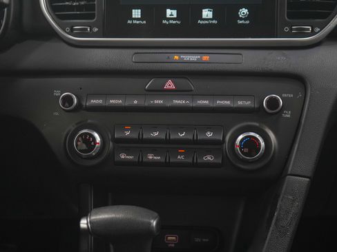 Used 2021 Kia Sportage LX FWD image 16