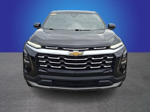 Used 2025 Chevrolet Equinox LT FWD image 2