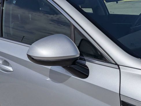 Used 2025 Hyundai Sonata SEL FWD image 10
