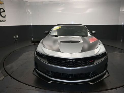 Used 2023 Chevrolet Camaro LT w/ RS Package image 25