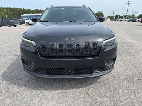 Used 2021 Jeep Cherokee Latitude image 8