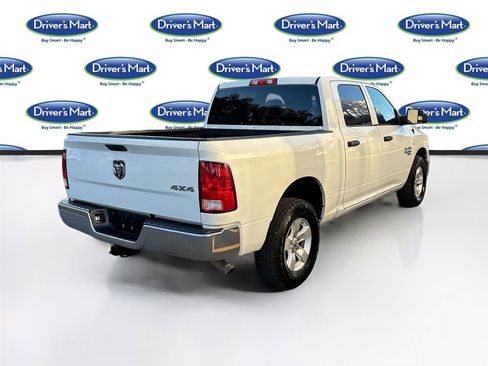 Used 2022 RAM 1500 Tradesman w/ Chrome Appearance Group image 7