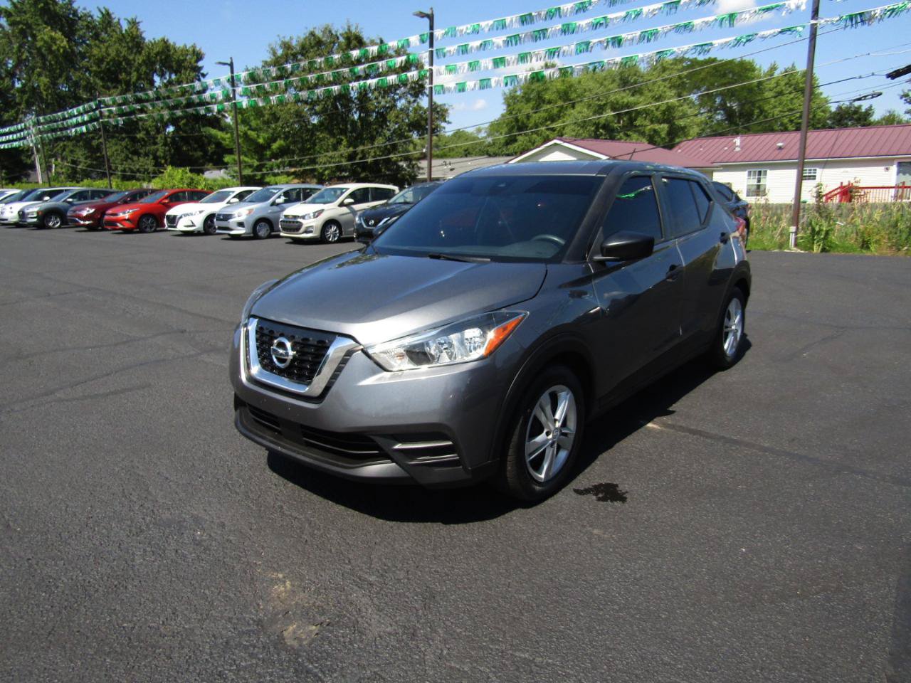 Used 2020 Nissan Kicks S FWD image 3