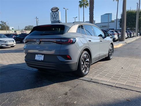 Certified 2021 Volkswagen ID.4 Pro S image 4
