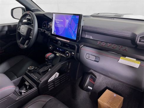 Used 2025 Toyota Tacoma TRD Pro image 26