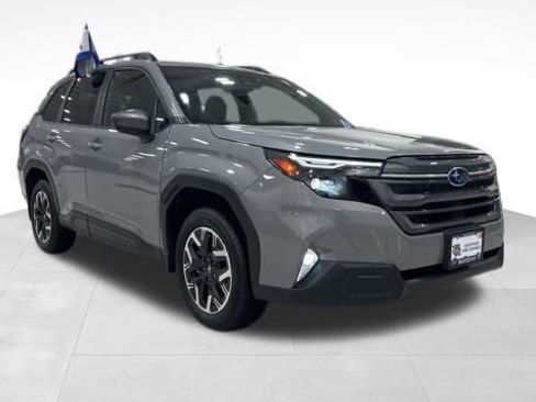 Certified 2025 Subaru Forester Premium image 1