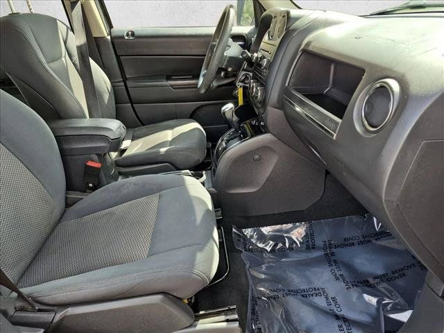 Used 2010 Jeep Patriot Sport w/ PWR Equipment Group AWD/4WD image 19