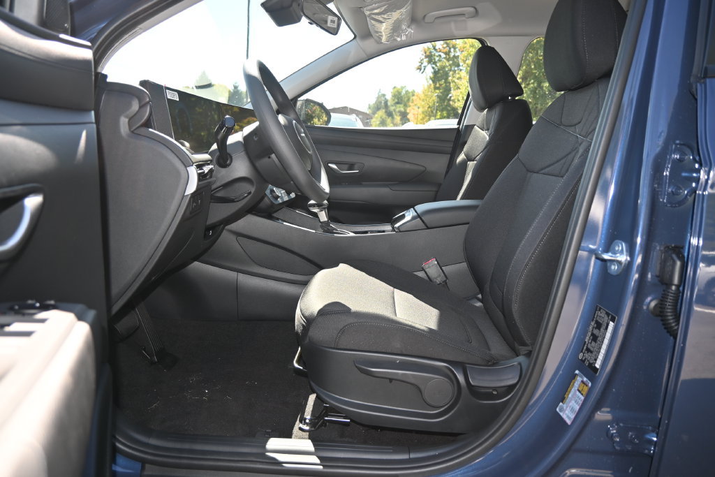 New 2026 Hyundai Tucson SE AWD/4WD image 8