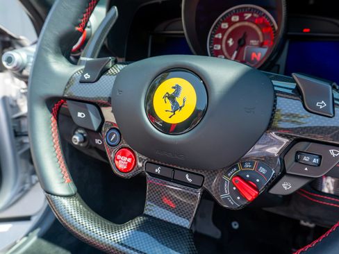 Used 2022 Ferrari F8 Tributo RWD image 68