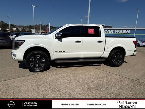 Certified 2021 Nissan Titan Platinum Reserve w/ Moonroof Package image 2