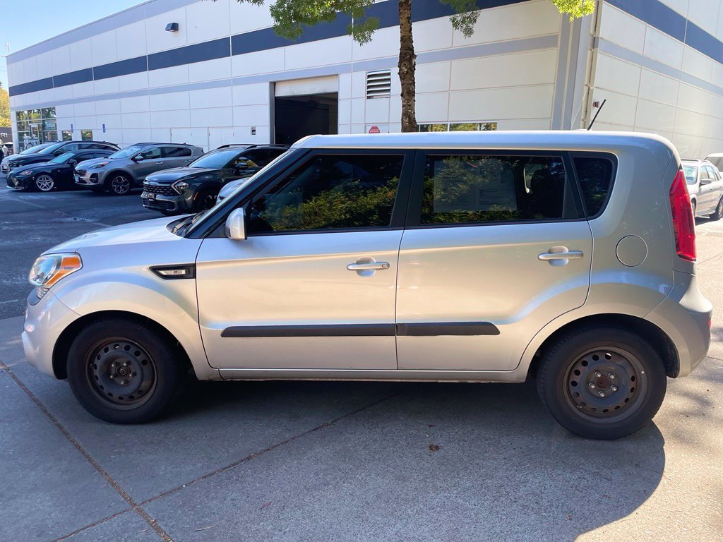 Used 2013 Kia Soul FWD image 7