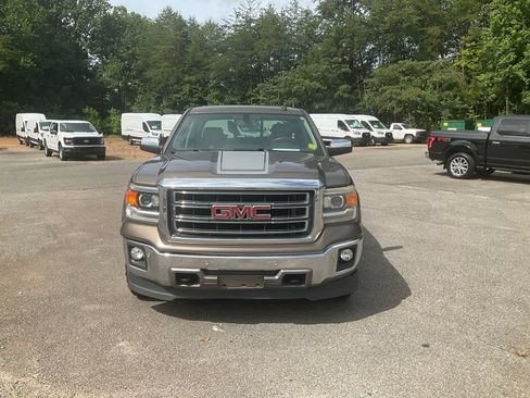 Used 2015 GMC Sierra 1500 SLT w/ SLT Preferred Package AWD/4WD image 2