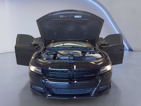 Used 2018 Dodge Charger GT w/ Navigation & Travel Group AWD/4WD image 10