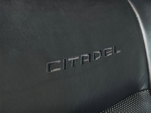 Used 2013 Dodge Durango Citadel w/ Trailer Tow Group IV image 16