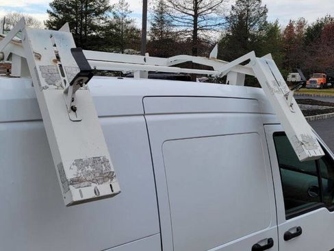 Used 2011 Ford Transit Connect XLT image 13