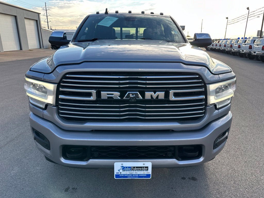 Used 2019 RAM 3500 Laramie AWD/4WD image 2