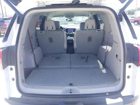 Used 2018 GMC Acadia SLT FWD image 13