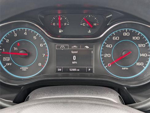 Used 2018 Chevrolet Cruze LT FWD image 26