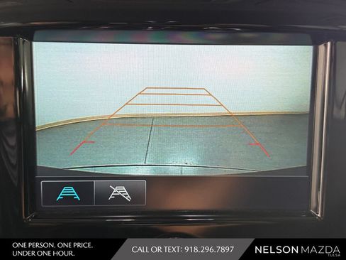 Used 2019 Chevrolet Traverse LS FWD image 27