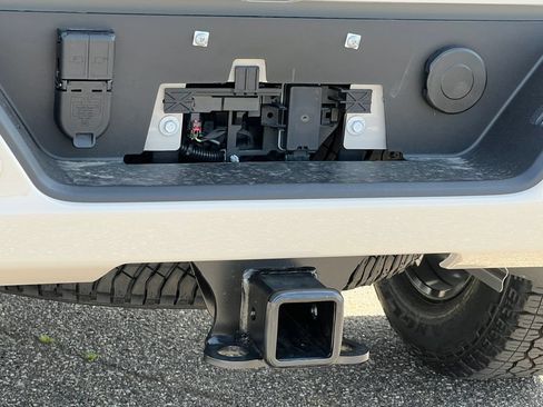 New 2026 GMC Sierra 2500 AT4 w/ AT4 Premium Plus Package AWD/4WD image 14