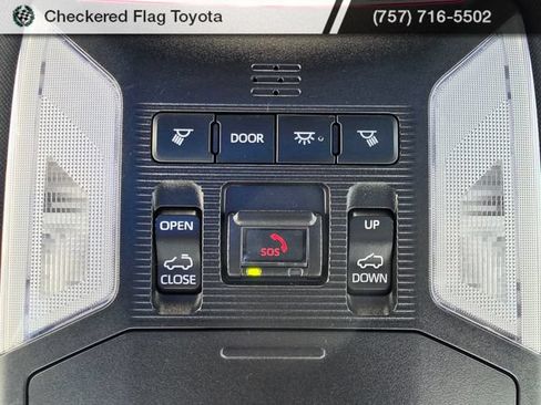 Used 2023 Toyota RAV4 SE w/ Convenience Package AWD/4WD image 17
