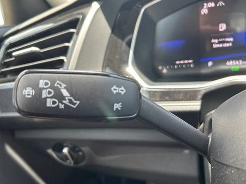 Used 2023 Volkswagen Jetta SE FWD image 24