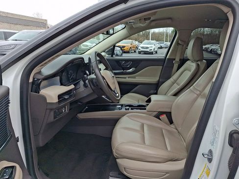 Certified 2021 Lincoln Corsair AWD w/ Equipment Group 101A image 13