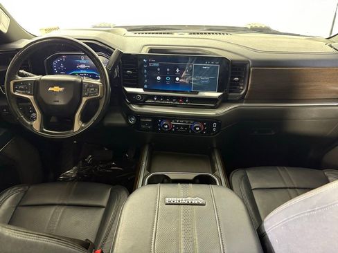 Used 2024 Chevrolet Silverado 3500 High Country w/ High Country Premium Package AWD/4WD image 46