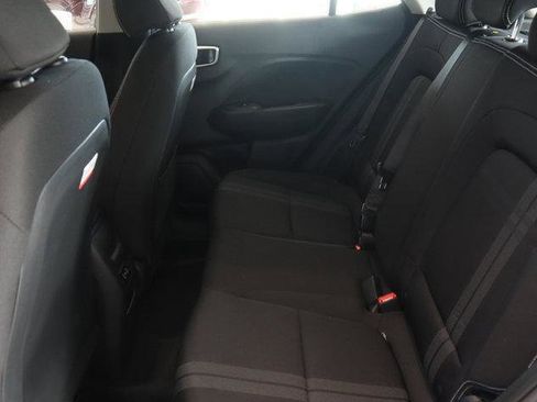 New 2025 Hyundai Venue SEL image 19