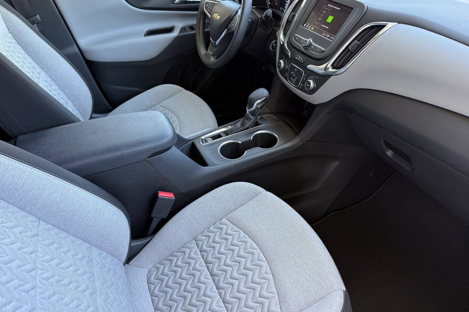 Used 2024 Chevrolet Equinox LS FWD image 21
