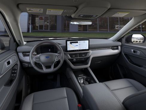 New 2025 Ford Explorer Active w/ Active Comfort Package image 9
