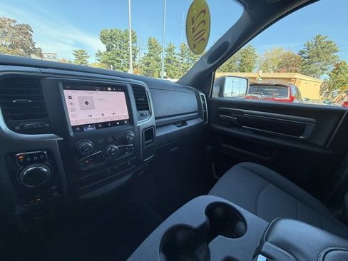 Used 2022 RAM 1500 Classic Warlock image 25