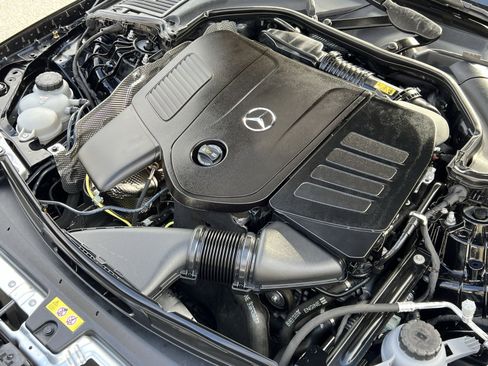 Certified 2025 Mercedes-Benz CLE 300 4MATIC Coupe image 27