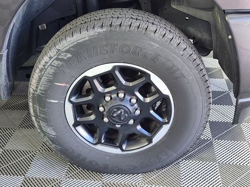 Used 2025 RAM 3500 Laramie w/ Towing Technology Group AWD/4WD image 9