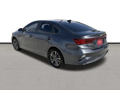 Used 2023 Kia Forte LXS FWD image 7