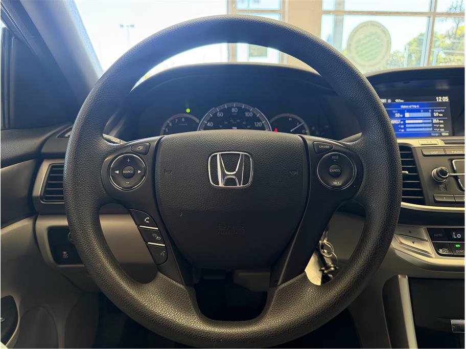 Used 2015 Honda Accord LX image 19