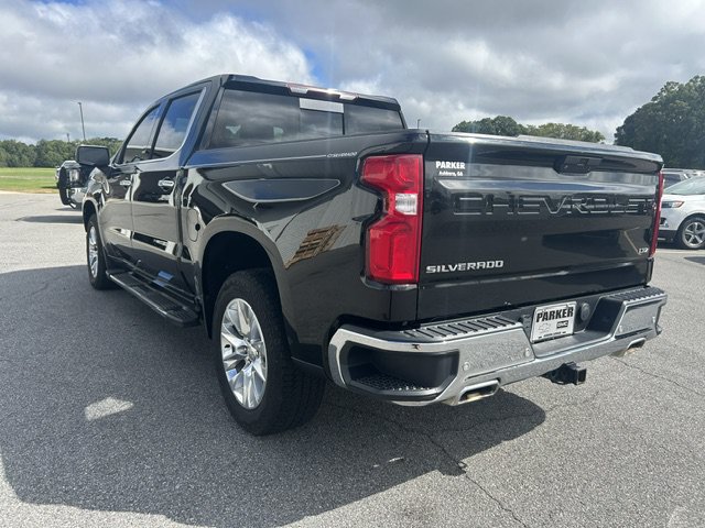 Used 2022 Chevrolet Silverado 1500 LTZ AWD/4WD image 2