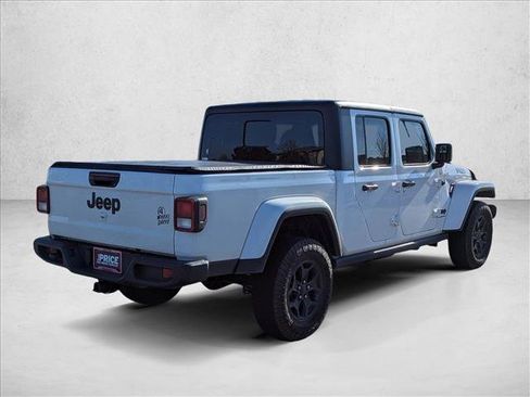 Used 2022 Jeep Gladiator Sport image 5