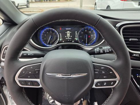 New 2026 Chrysler Voyager LX image 28